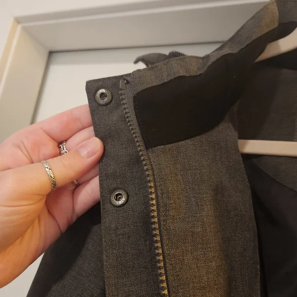 Eddie Bauer Women's Gray Waterproof Hooded Trench Coat XL - Picture 8 of 15